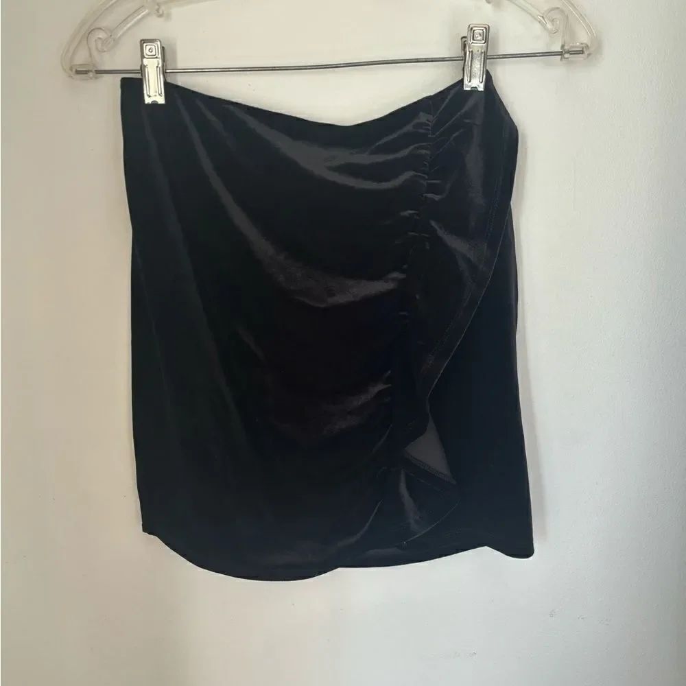 Abercrombie & Fitch Black Velvet Ruffle Mini Skirt Size XS